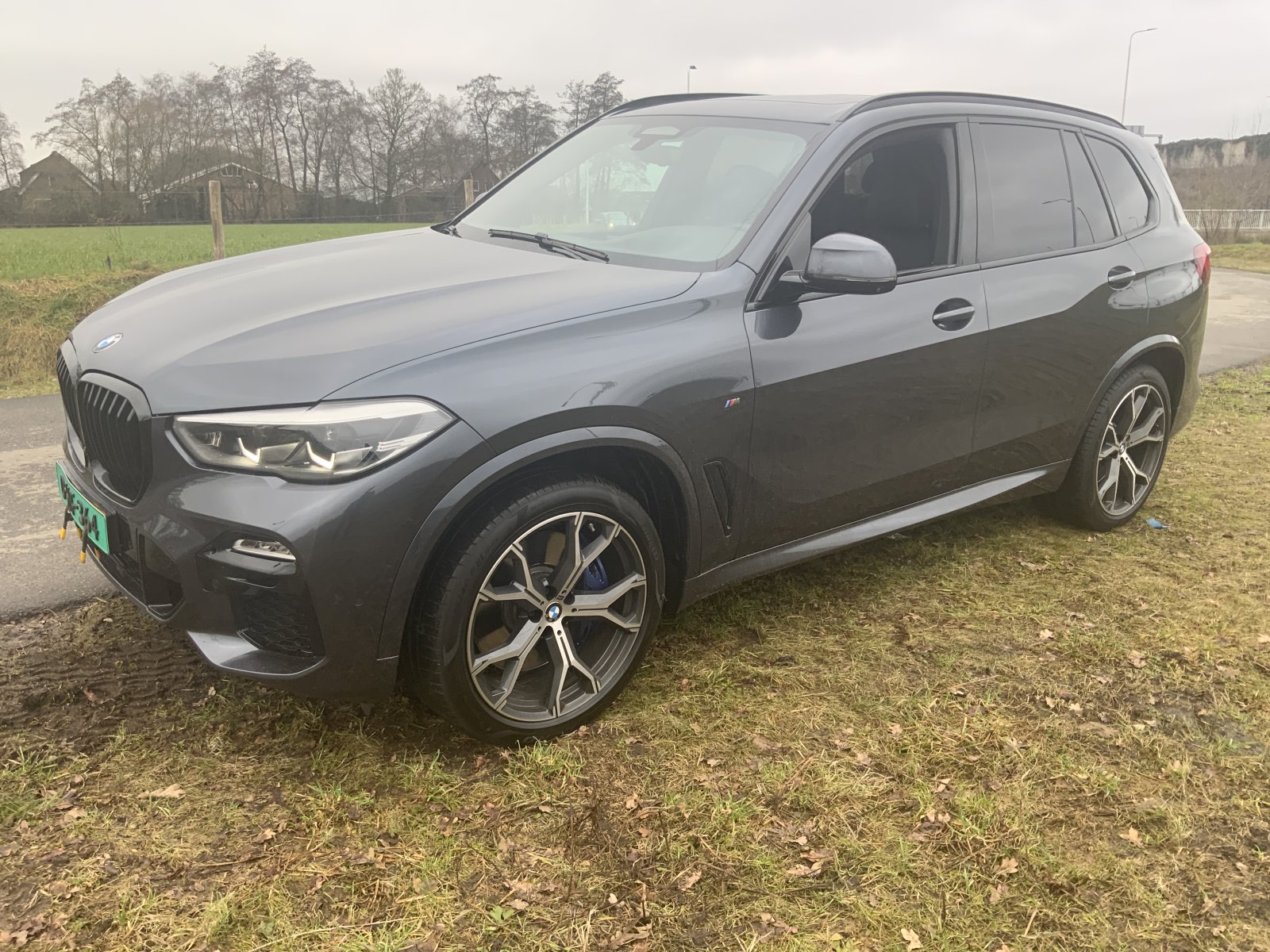 BMW X5 M50i High Executive 2020 - voorkant