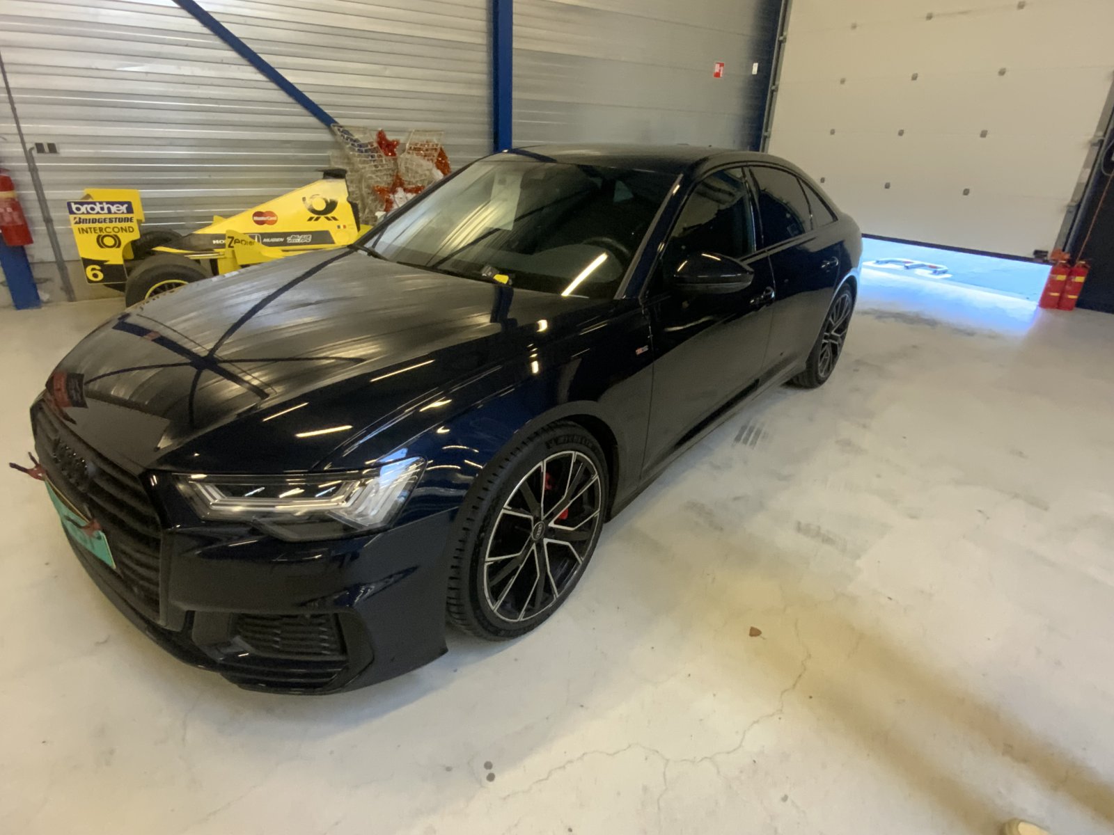 Audi A6 Limousine 40 TFSI S ed Comp 2023 - voorkant