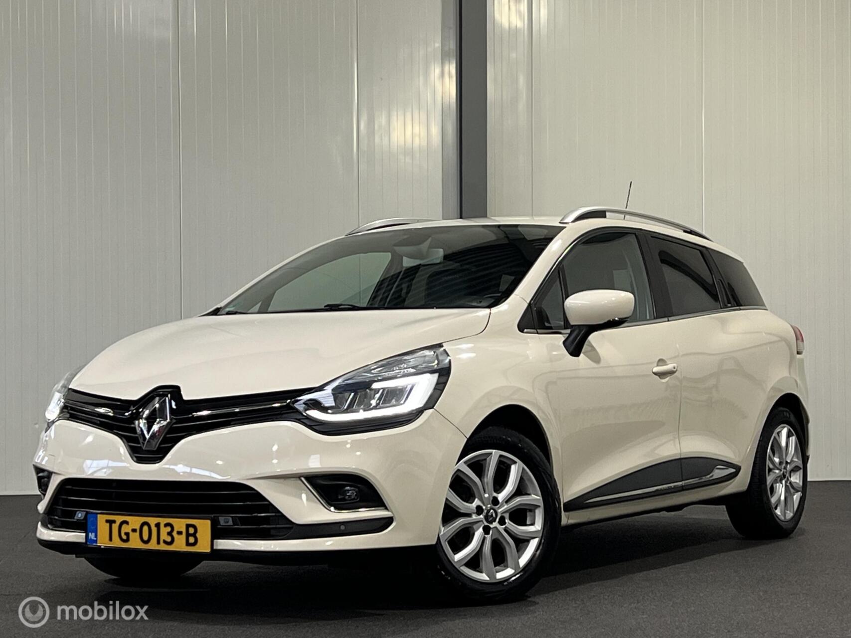 Renault Clio 0.9 TCe Intens [ trekhaak camera half-leder clima ] 2017 - voorkant