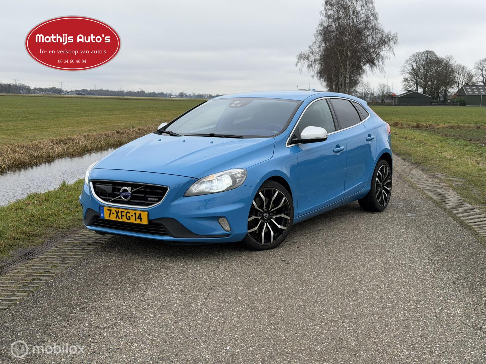 Volvo V40 2.0 D4 Ocean Race Business 2014 - voorkant