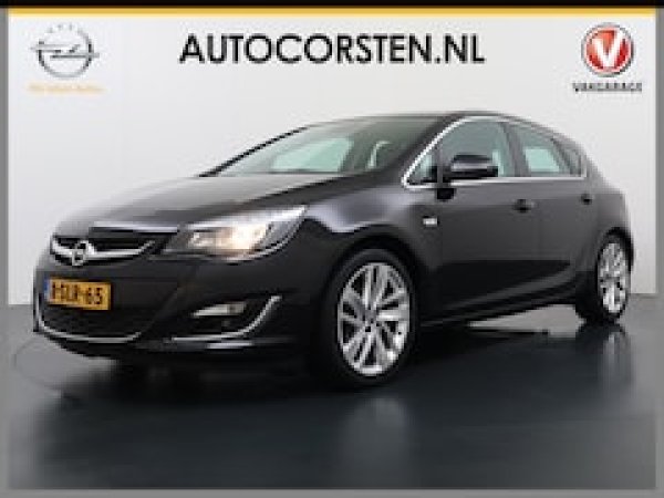Opel Astra 1.4 Turbo Sport 2013 - voorkant