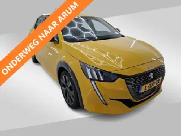 Peugeot 208 1.2 PureTech GT Pack 2021 - voorkant