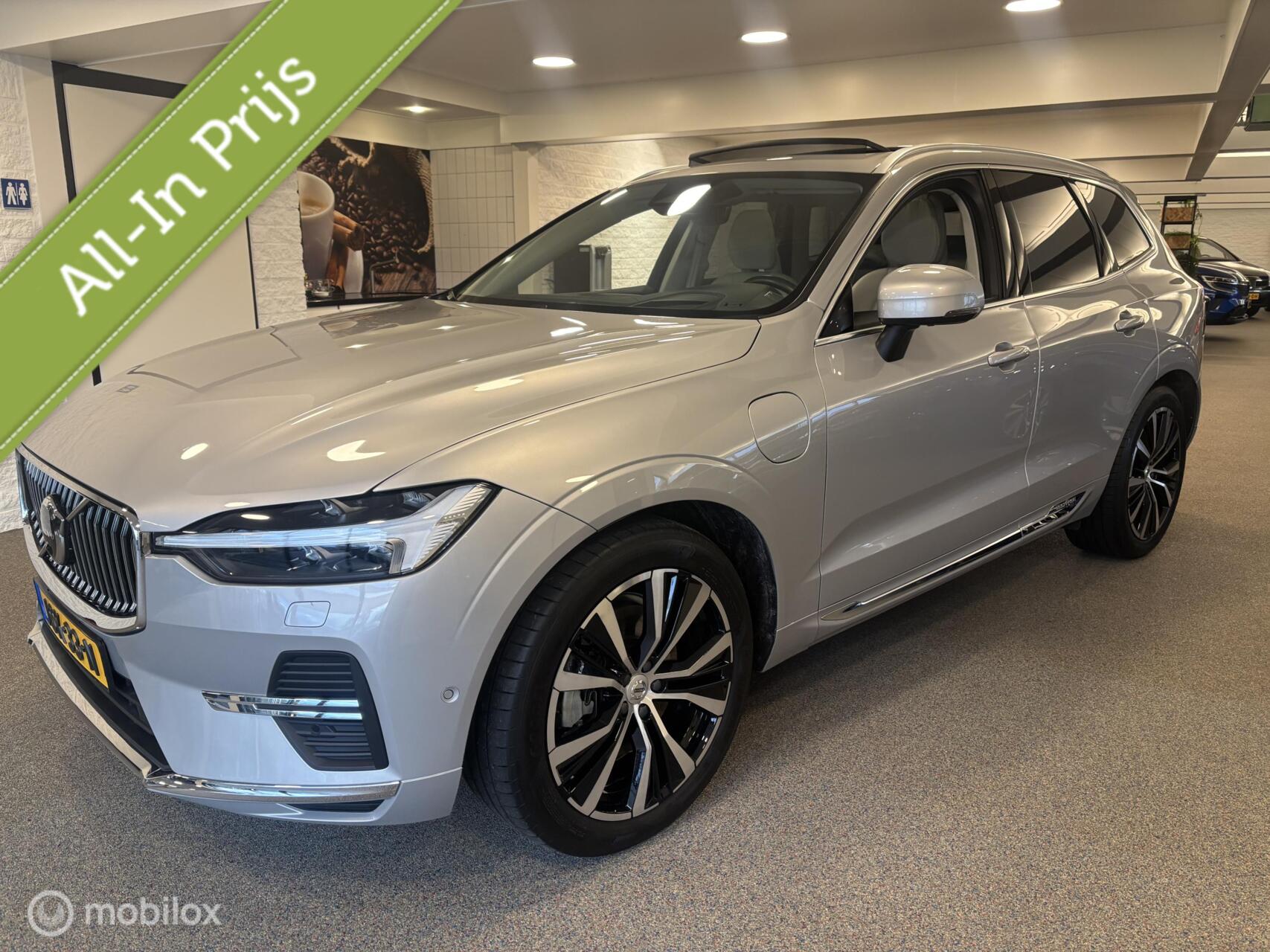 Volvo Xc60 2.0 T6 Plug-in hybrid AWD Ultimate Chrome 2023 - voorkant