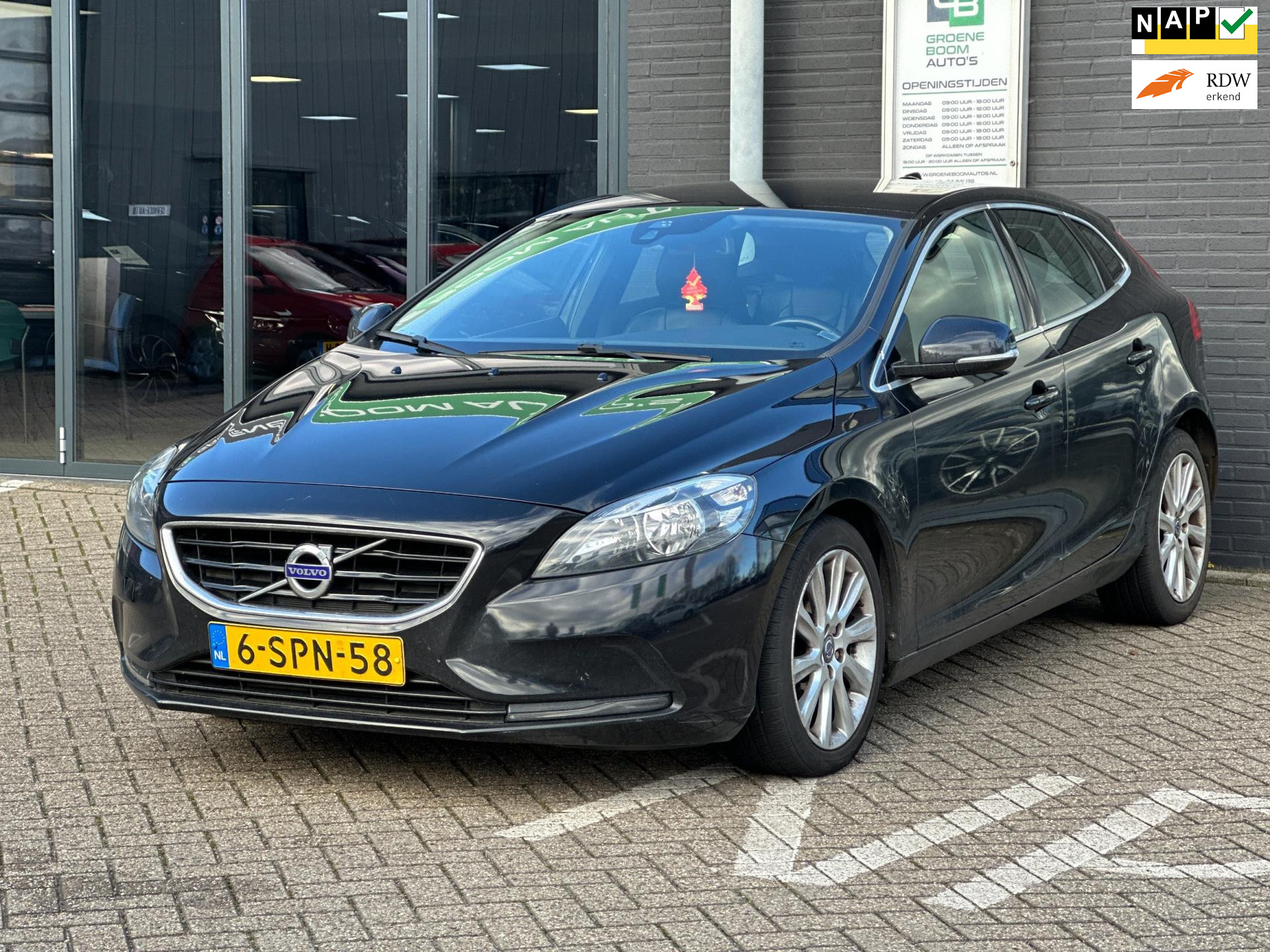 Volvo V40 1.6 D2 Summum/NAVI/LEDER/NL-AUTO NAP/STOELVERWARMING!! 2013 - voorkant