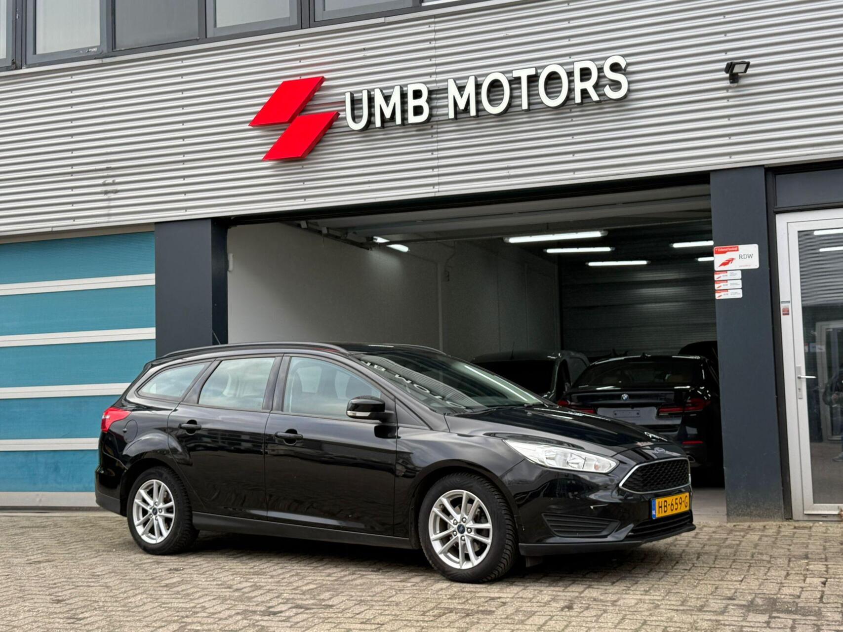 Ford Focus 1.0 Trend Edition l Cruisecontrol l Media 2015 - voorkant