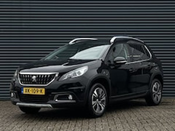 Peugeot 2008 1.2 PureTech Allure 2018 - voorkant