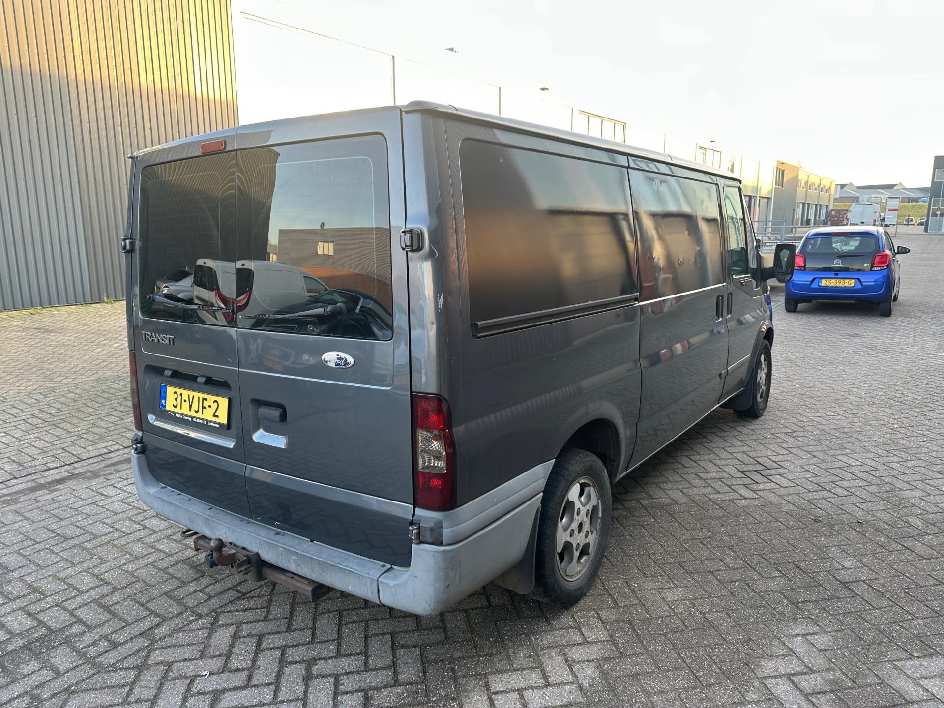 Foto van Ford Transit 280m FD Van 85 LR 4.23