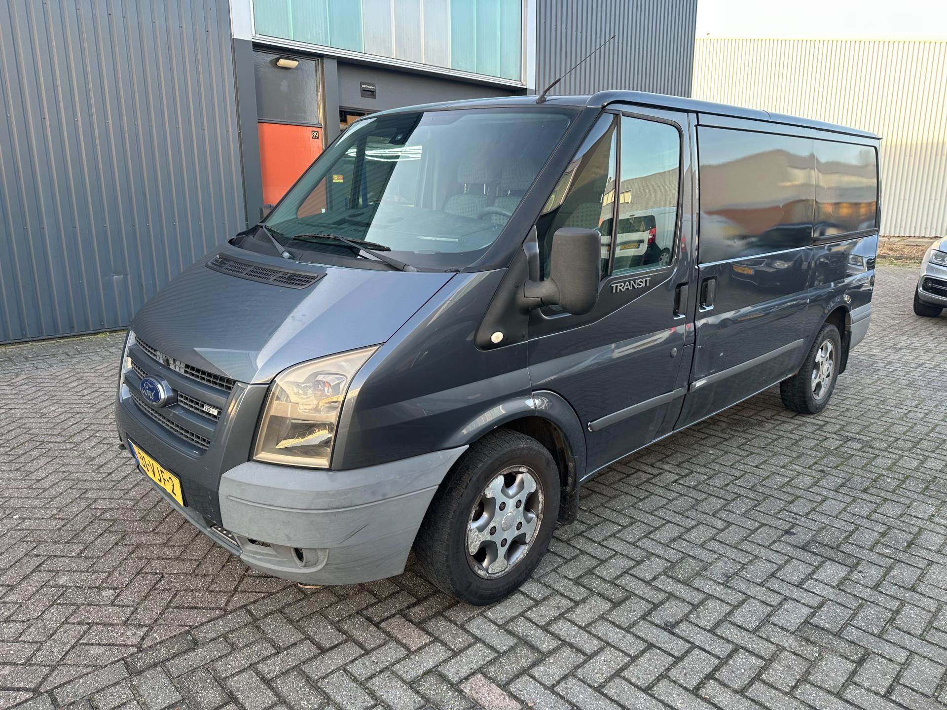 Foto van Ford Transit 280m FD Van 85 LR 4.23