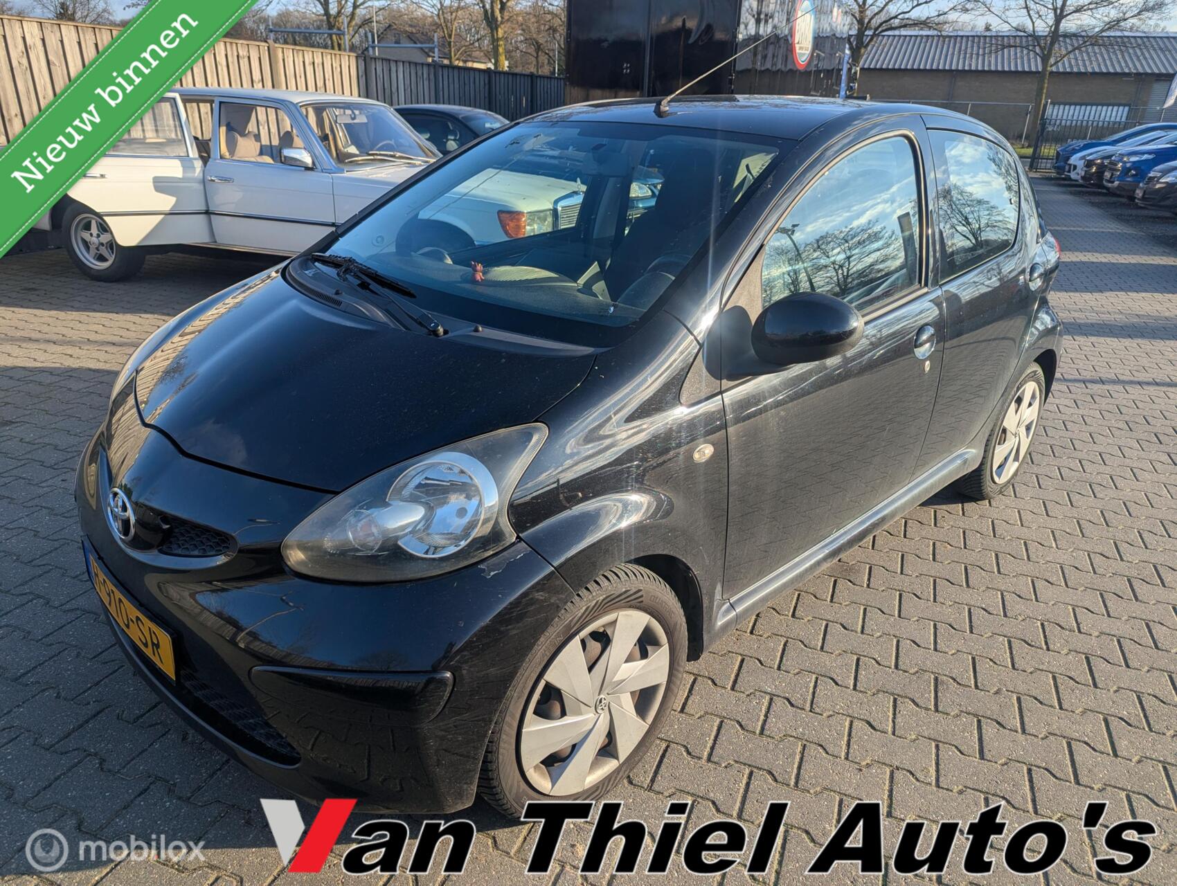 Toyota Toyota Aygo 1.0-12V Sport airco navigatie 2006 - voorkant