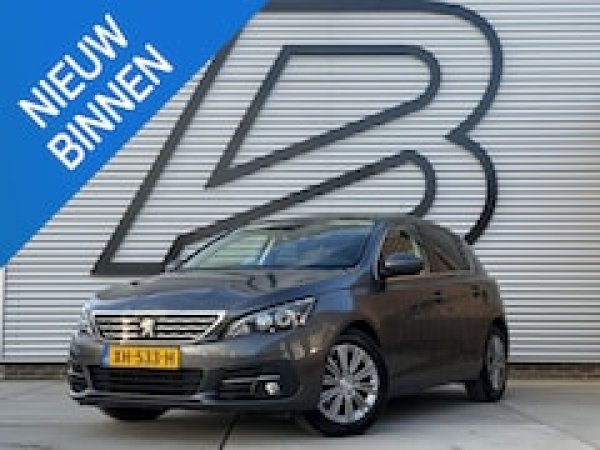 Peugeot 308 1.2 PureTech Allure 2019 - voorkant