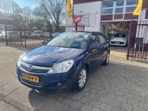 Foto van Opel Astra