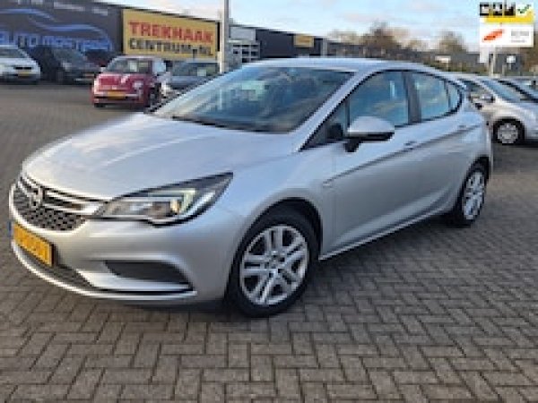 Opel Astra 1.0 Edition 2016 - voorkant