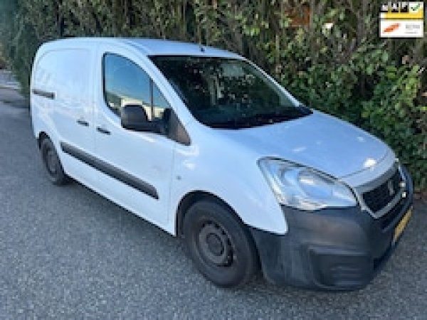 Foto van Peugeot Partner