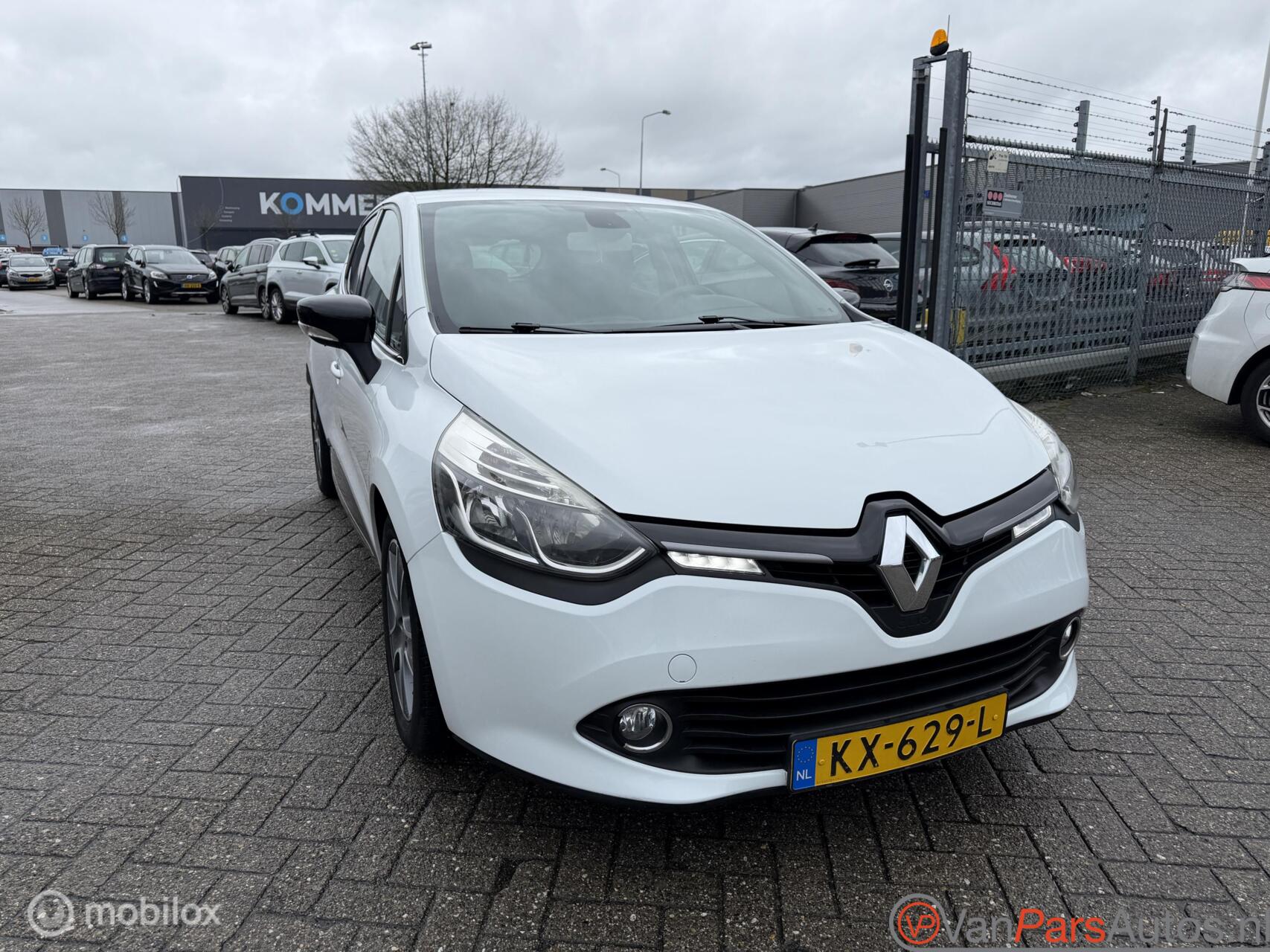 Renault Clio 1.2 16V,Led,Airco,Navi,Cruise 2014 - voorkant