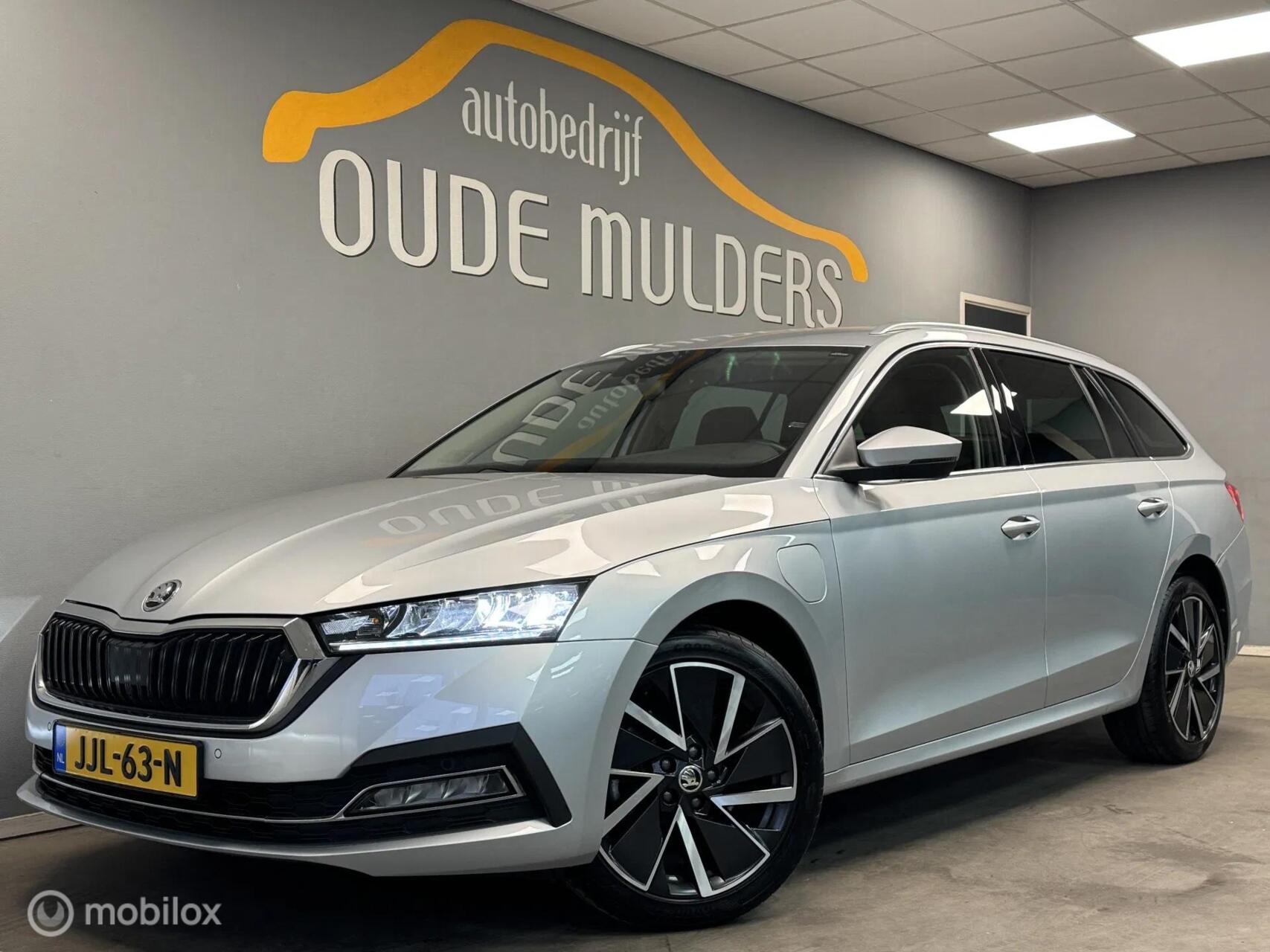 Skoda Octavia 1.4 TSI iV PHEV Business Edition 2021 - voorkant