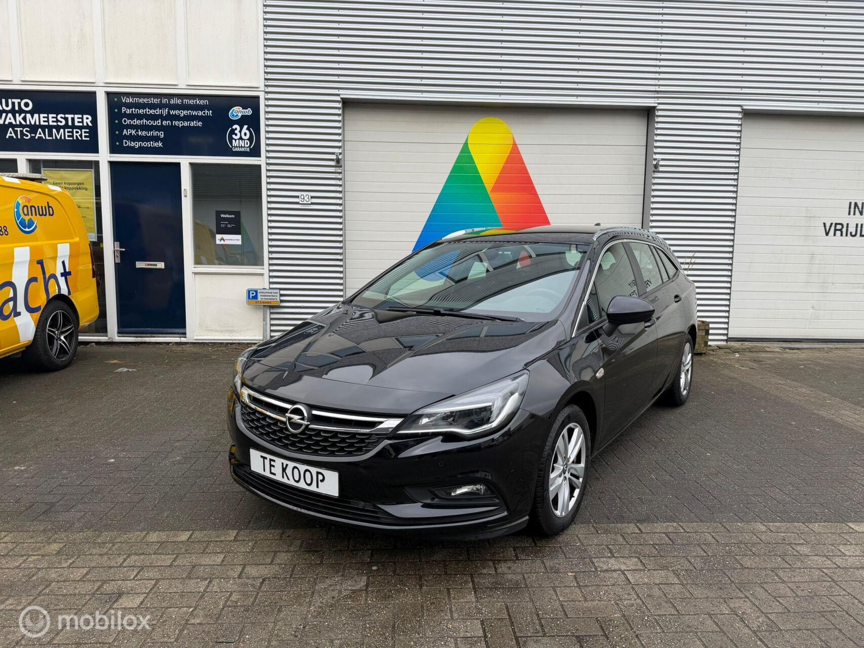 Opel Astra 1.4 Innovation 2017 - voorkant