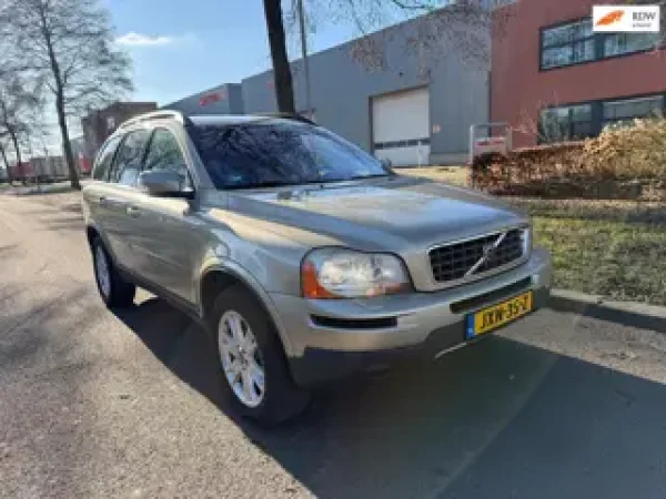 Volvo Xc90 3.2 Kinetic 5p. 2009 - voorkant