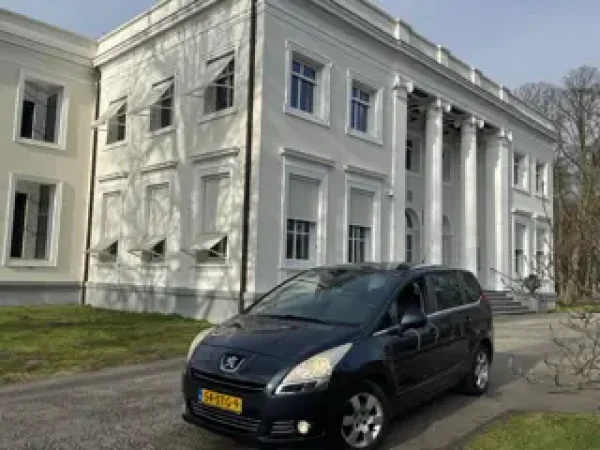 Foto van Peugeot 5008