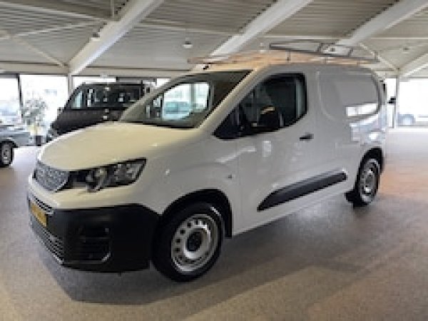 Foto van Peugeot Partner