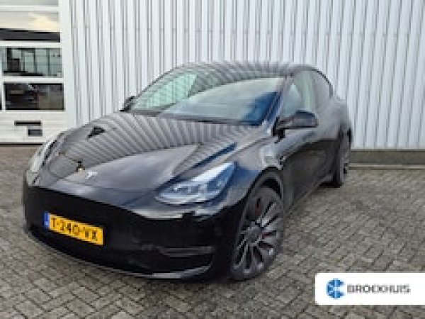 Tesla Model Y Performance AWD 2022 - voorkant