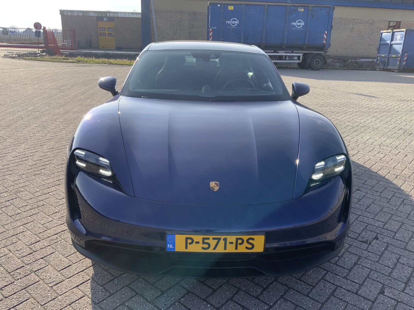 Inspectiefoto van Porsche Taycan