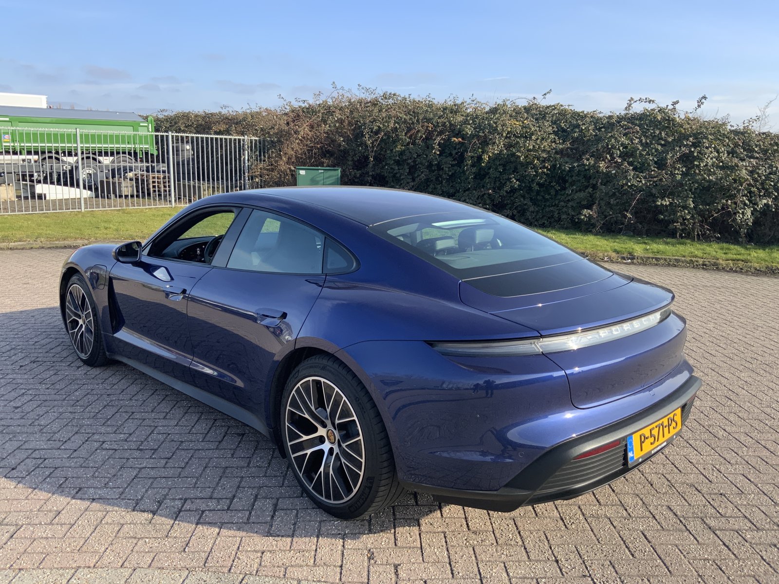 Inspectiefoto van Porsche Taycan