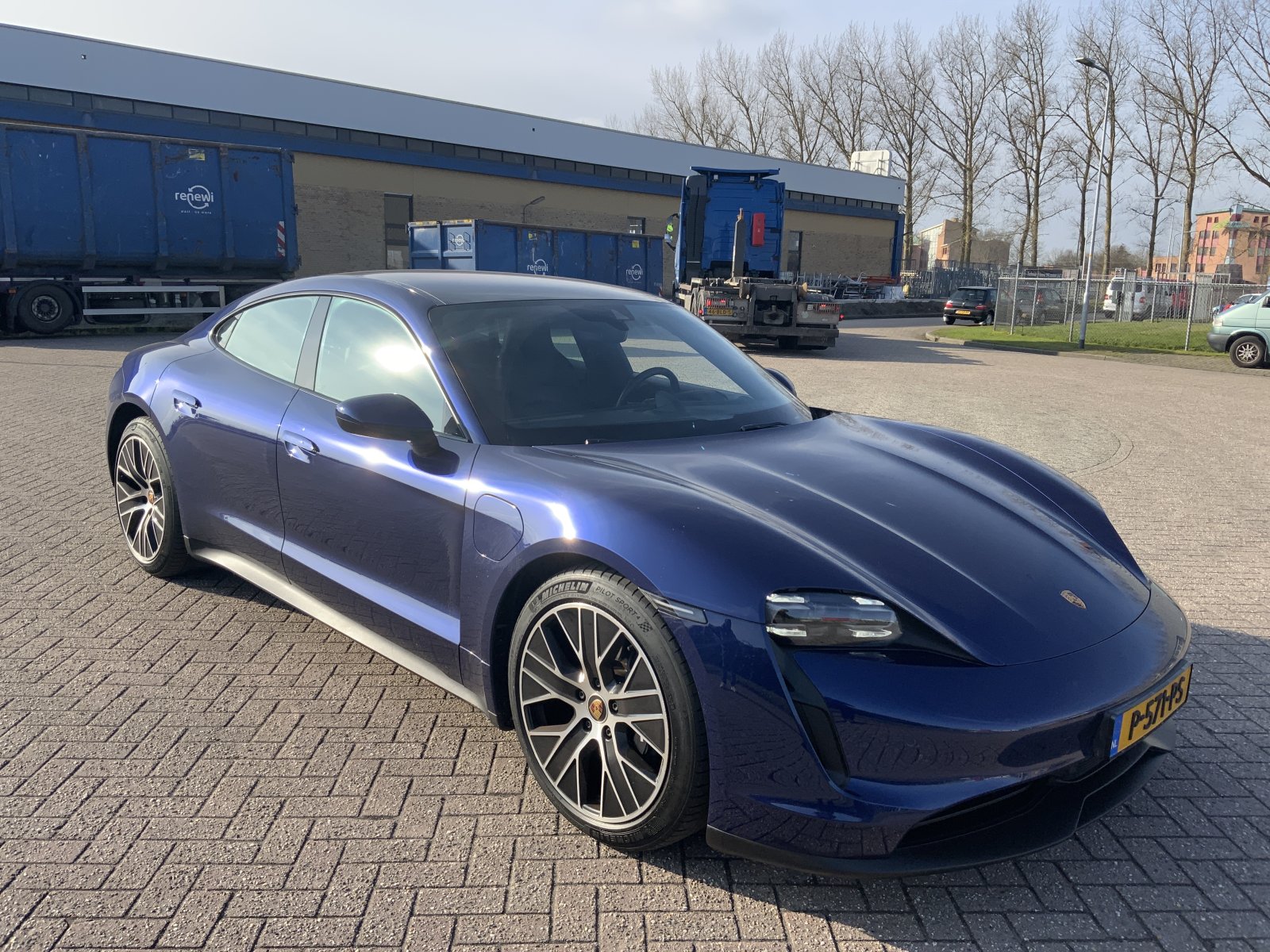 Inspectiefoto van Porsche Taycan