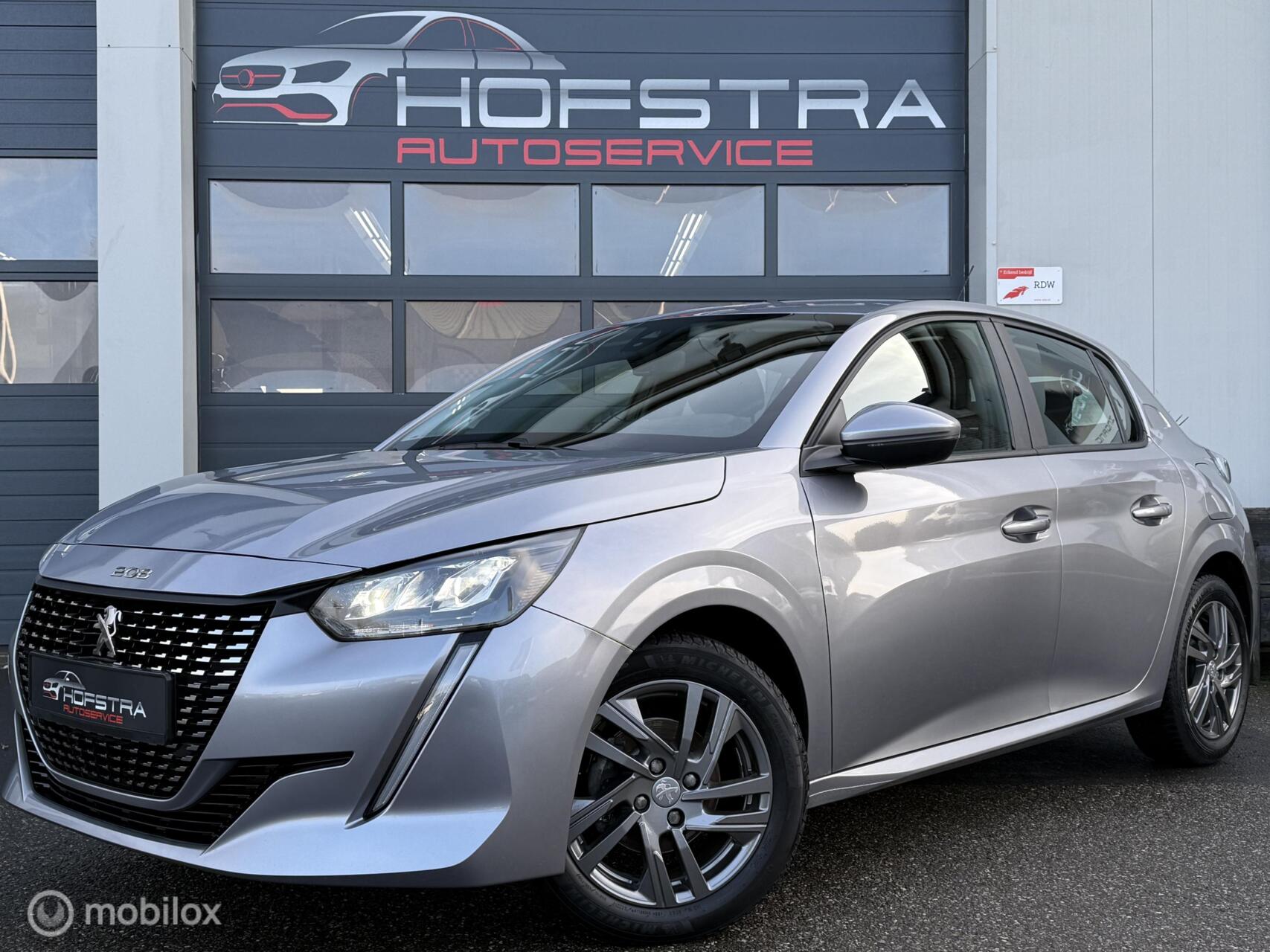 Peugeot 208 1.2 PureTech Active Pack Carplay Led D-Riem-vv 2021 - voorkant