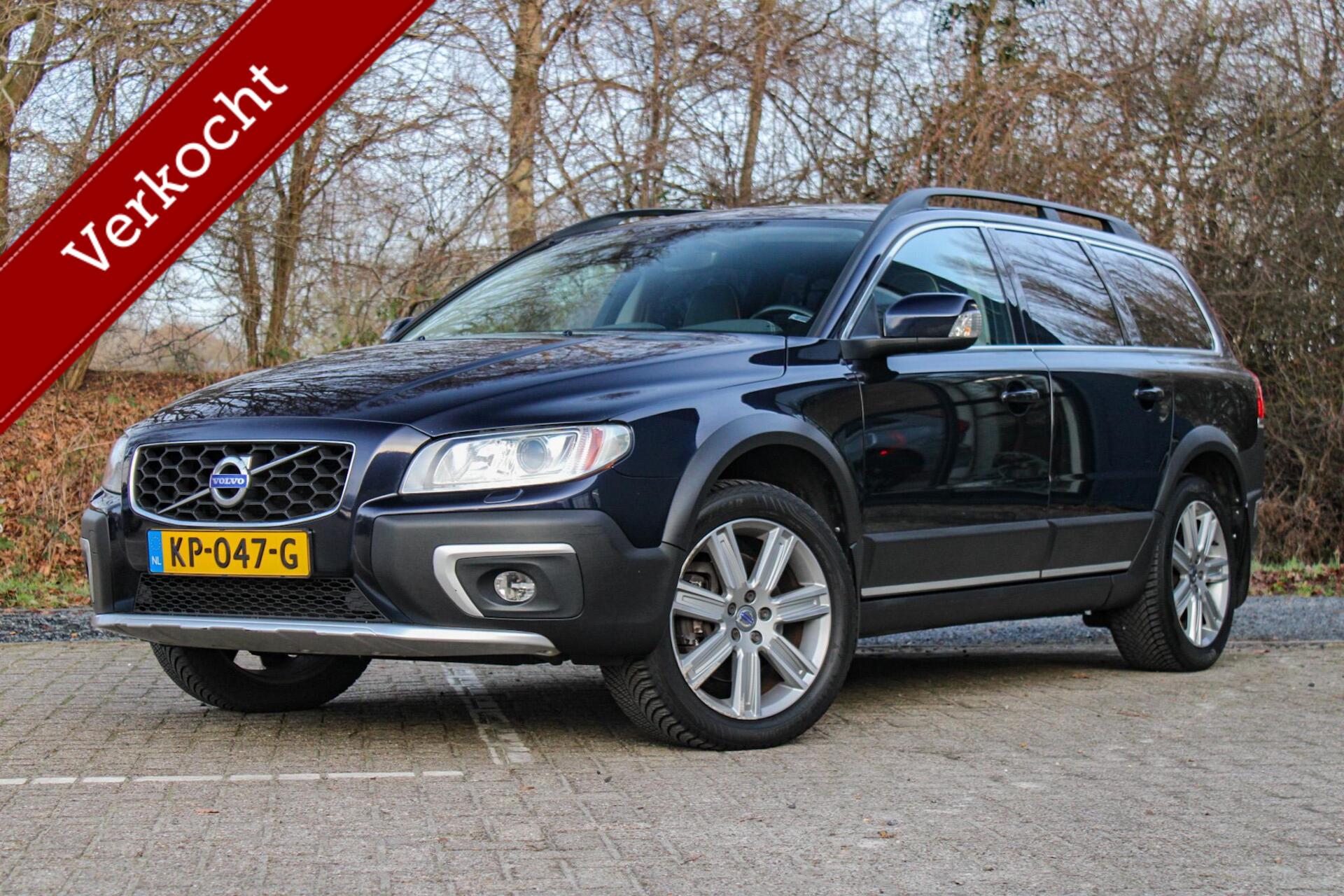 Volvo Xc70 2.4 D4 Polar+ 5 cilinder 2016 - voorkant