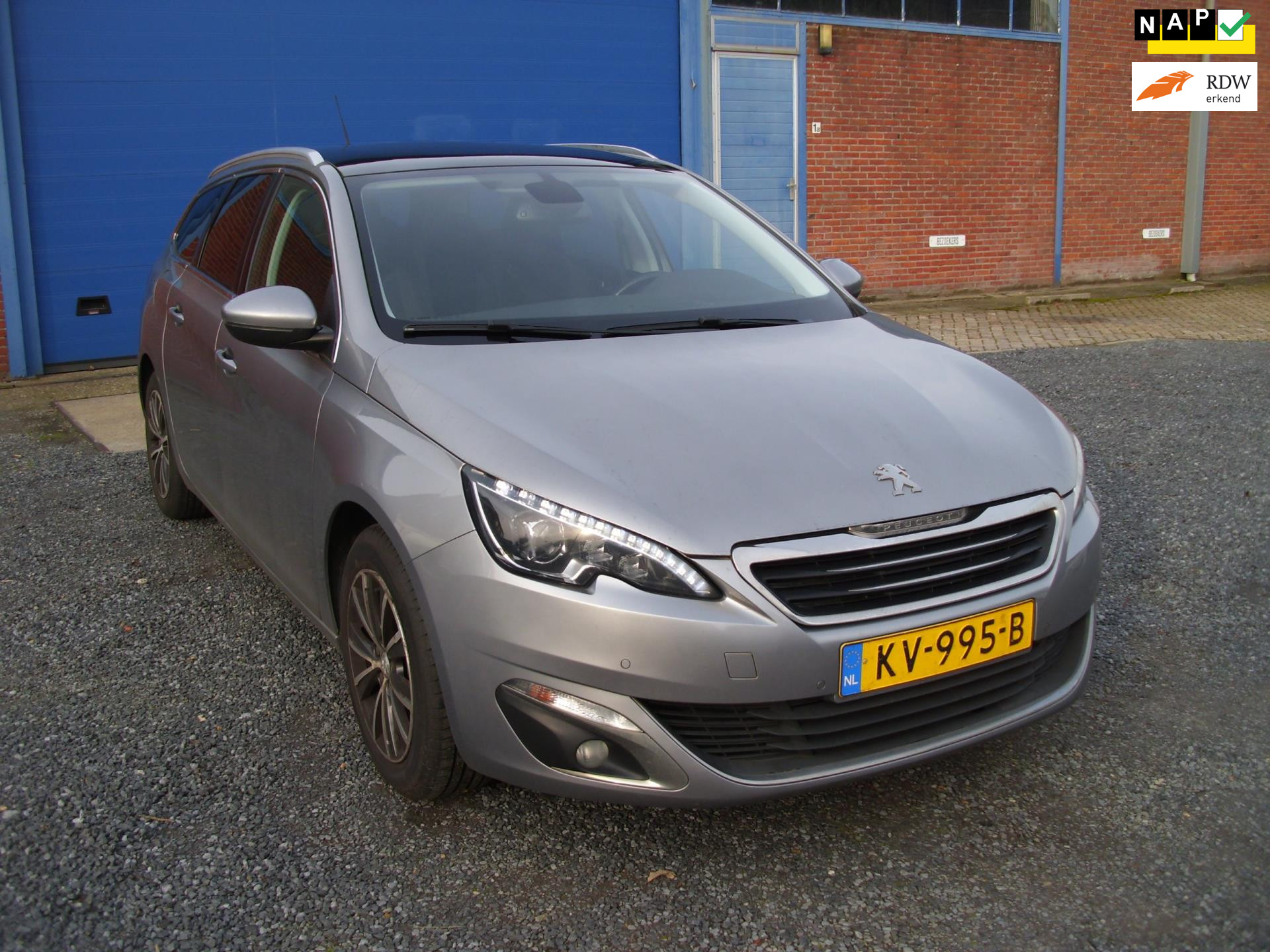 Peugeot 308 1.2 PureTech Allure 2016 - voorkant