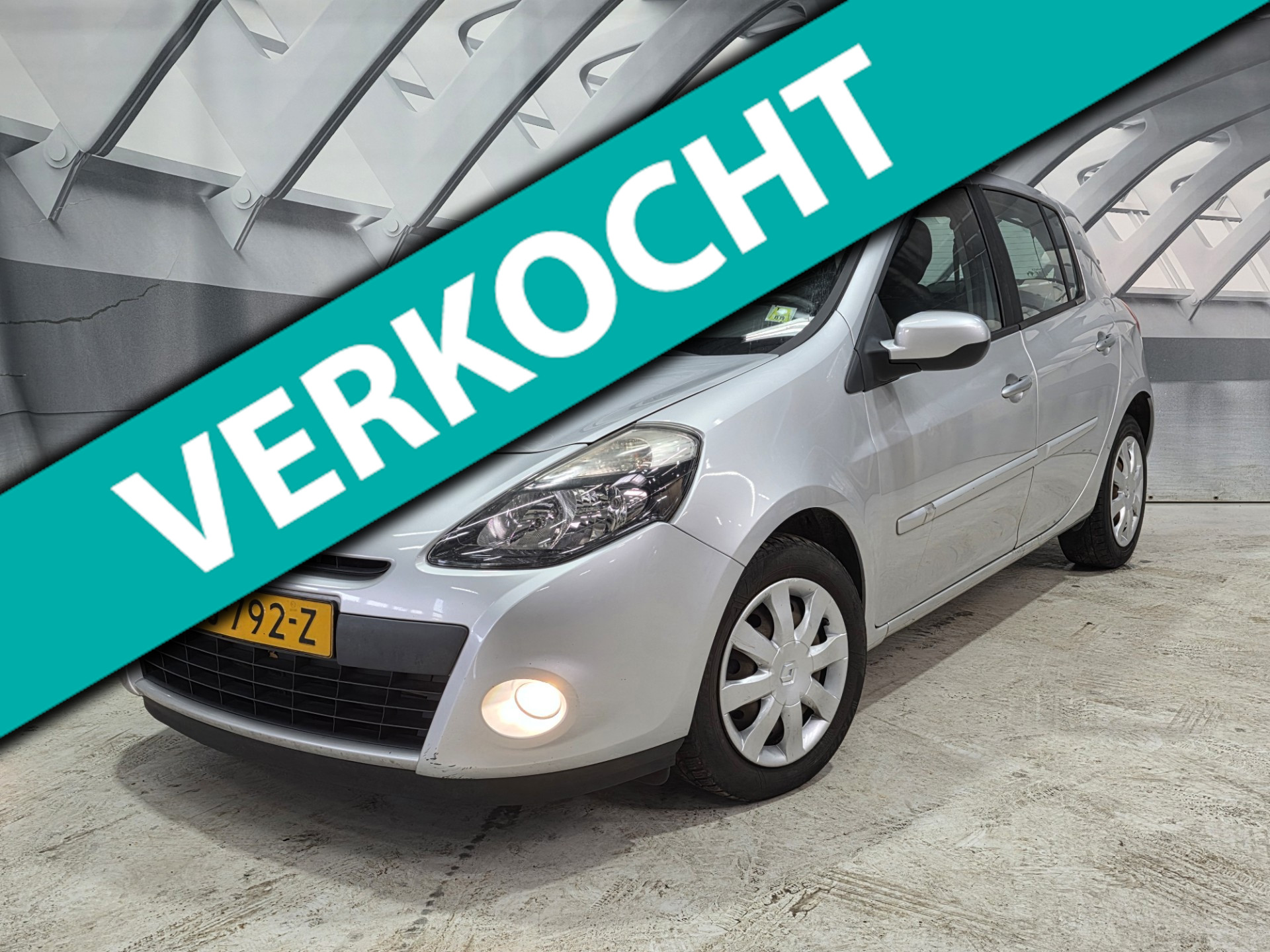 Renault Clio 1.5 dCi Collection 2011 - voorkant
