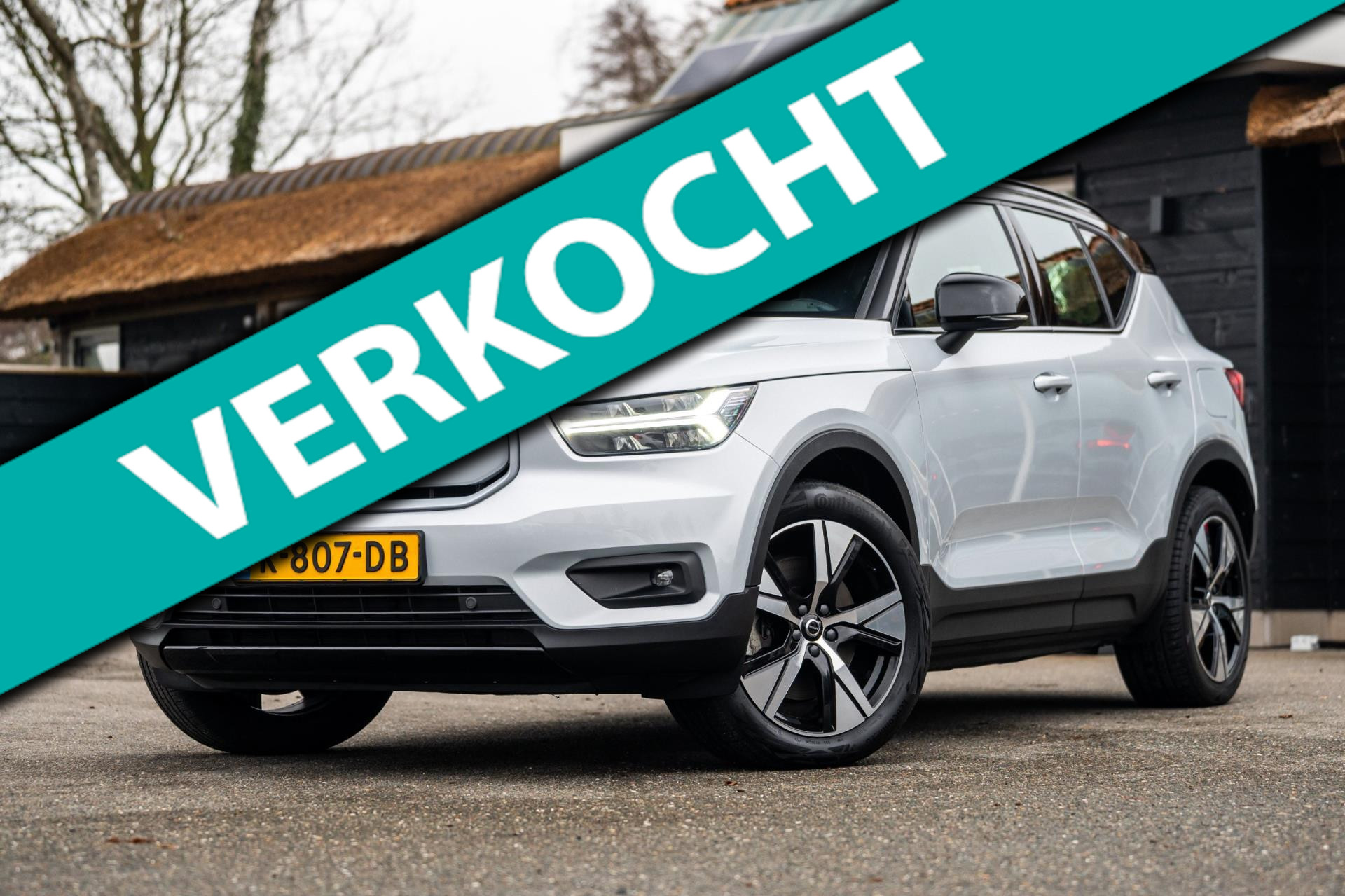 Volvo XC40 Recharge P8 AWD R-Design SOH 94% I Panoramadak I Trekhaak I Blis I Leder I Memory I Adaptive Cruise I Autonoom rijden 2020 - voorkant