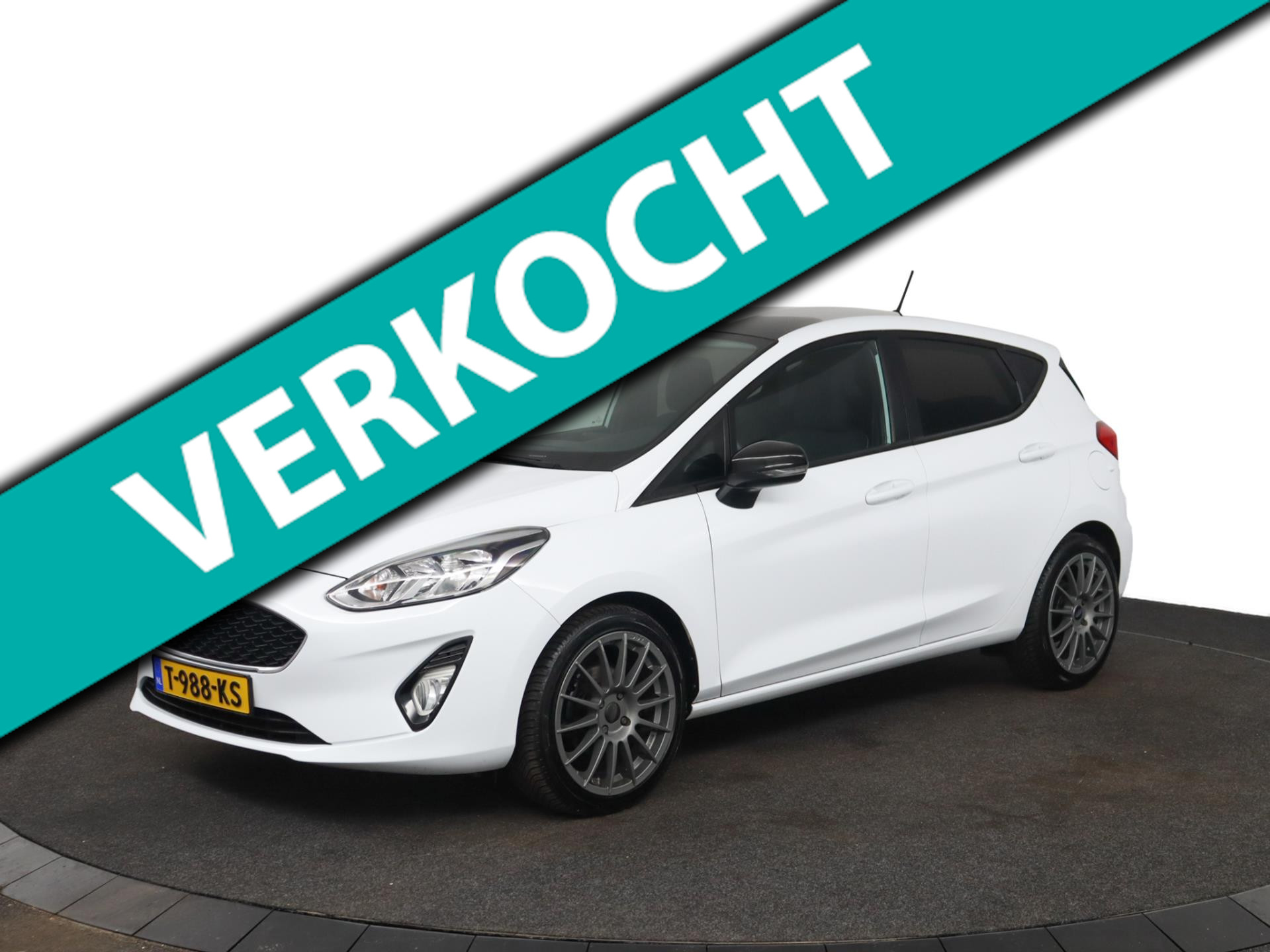 Ford Fiesta 1.0 EcoBoost Titanium|Cruise|Carplay|Parkeersensoren|17" 2018 - voorkant