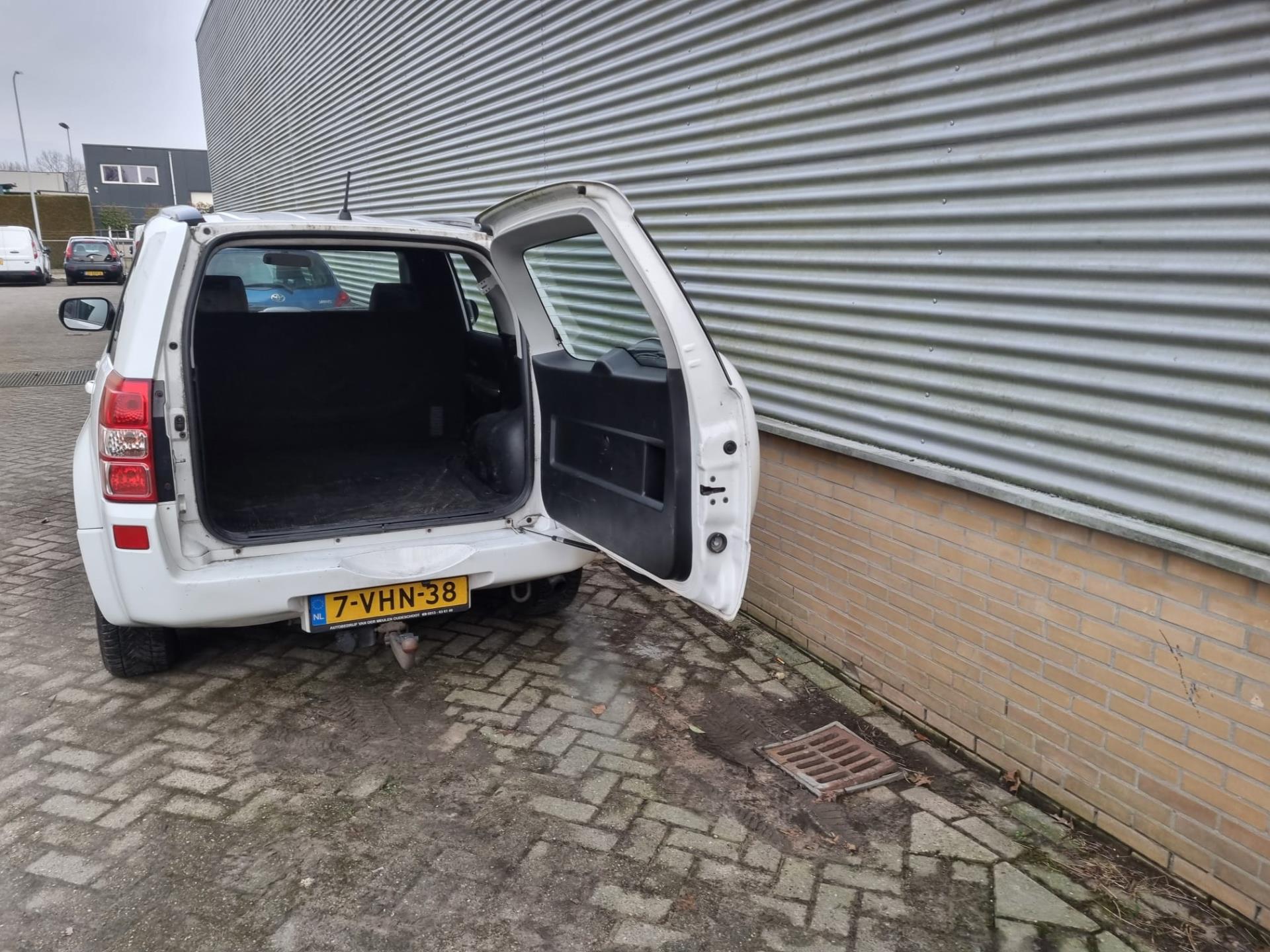 Foto van Suzuki Grand Vitara 1.9 D Van