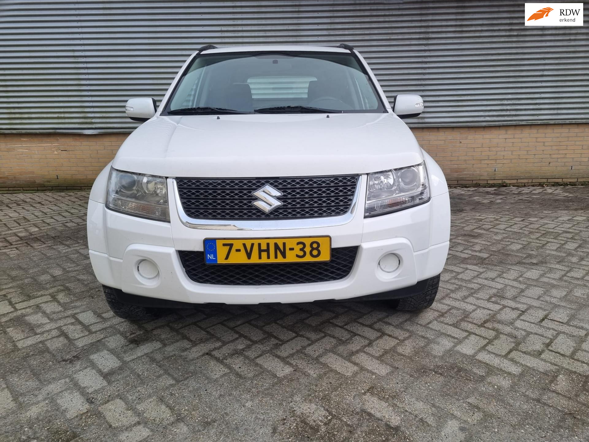 Suzuki Grand Vitara 1.9 D Van 1.9 Comfort 2010 - voorkant
