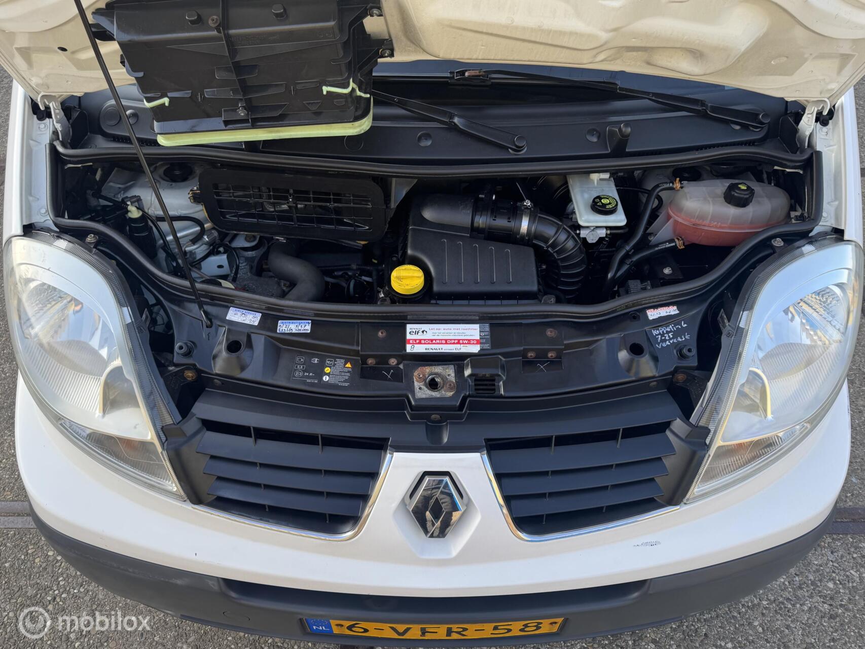 Foto van Renault Trafic T29 L1/h1 2,5 Dci 84kw E4 Fap