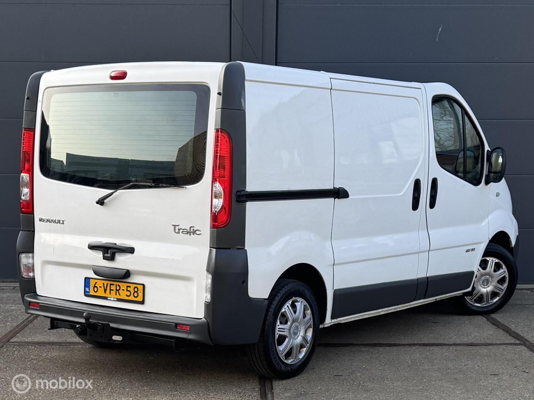 Foto van Renault Trafic T29 L1/h1 2,5 Dci 84kw E4 Fap