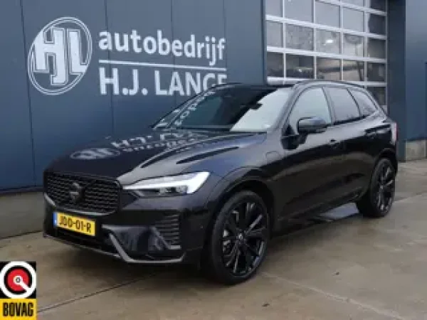 Volvo Xc60 2.0 T6 AWD U Blck Ed 2024 - voorkant
