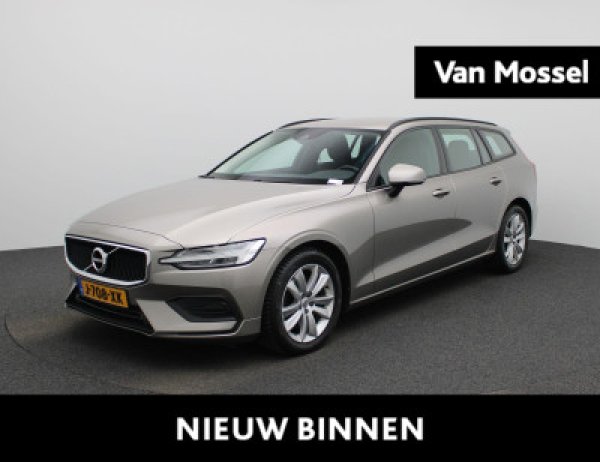 Volvo V60 2.0 B3 Momentum Advantage 2020 - voorkant