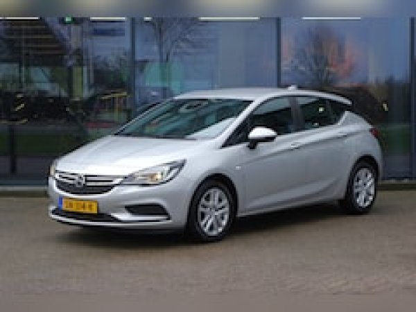 Opel Astra 1.0 Online Edition 2018 - voorkant