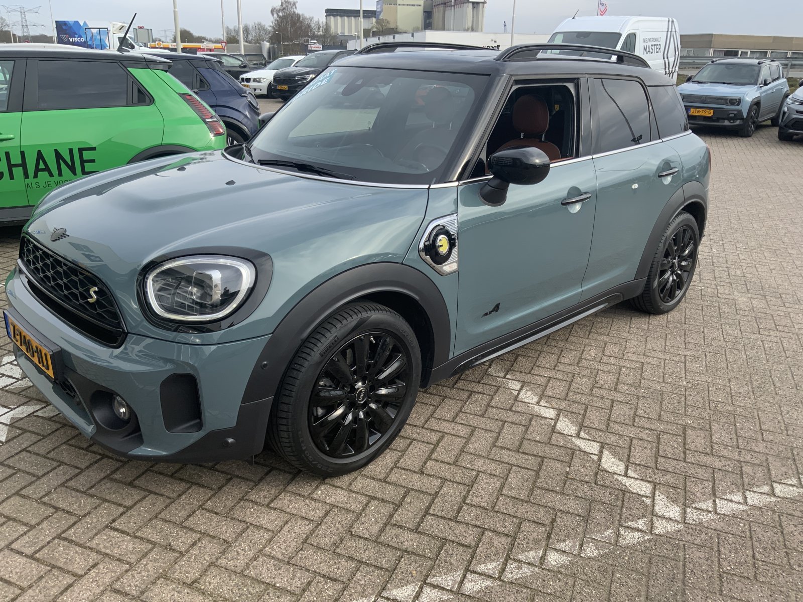 Mini Mini Countryman 1.5 Cpr S E ALL4UntE 2022 - voorkant
