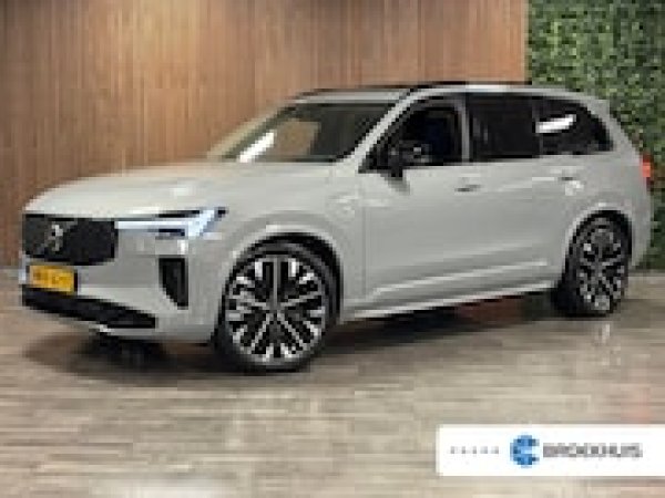 Volvo Xc90 2.0 T8 Plug-in hybrid AWD Ultra Dark 2025 - voorkant