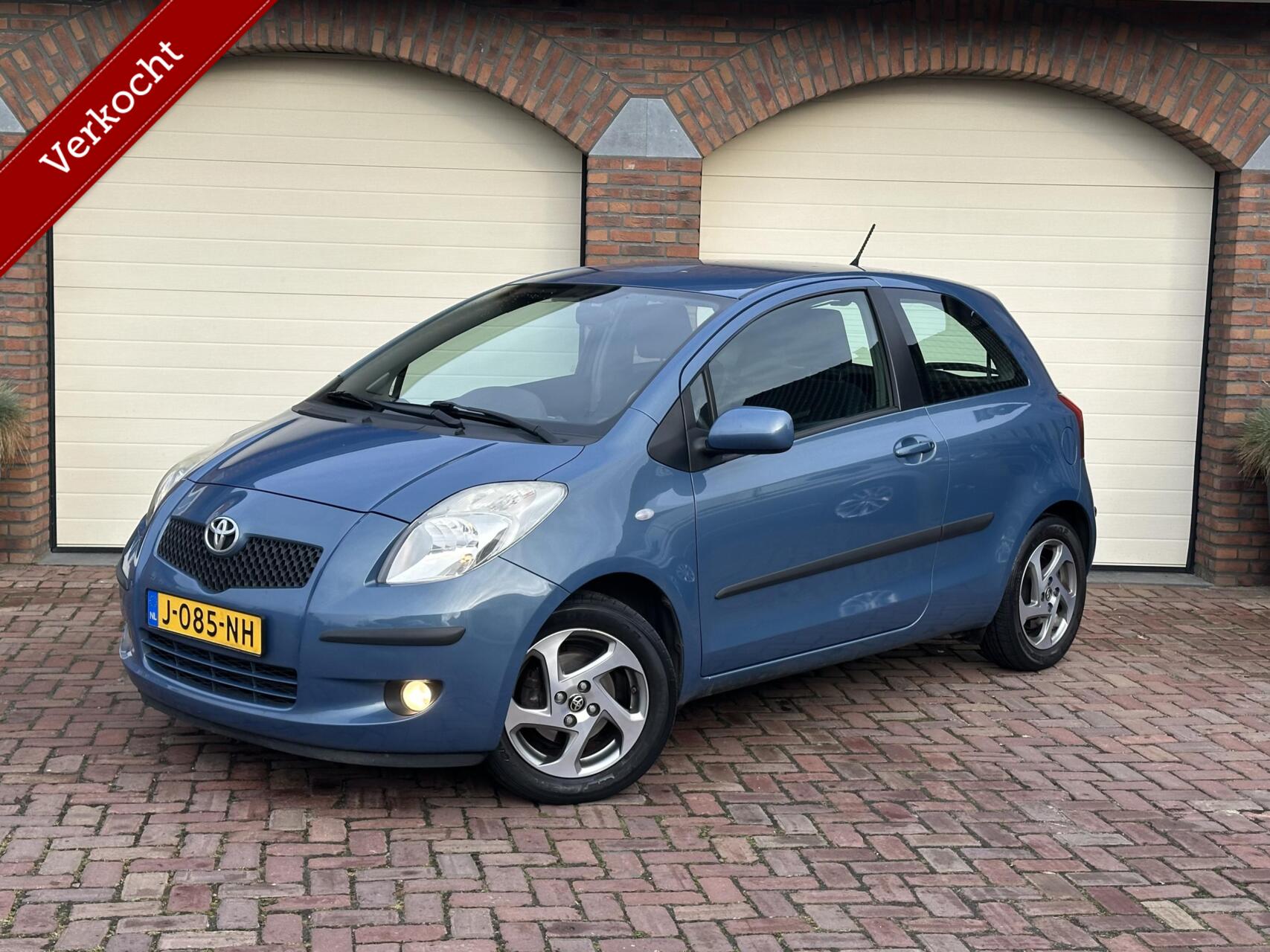 Toyota Toyota Yaris 1.3 VVTi Luna Automaat Airco 75.000KM! 2007 - voorkant