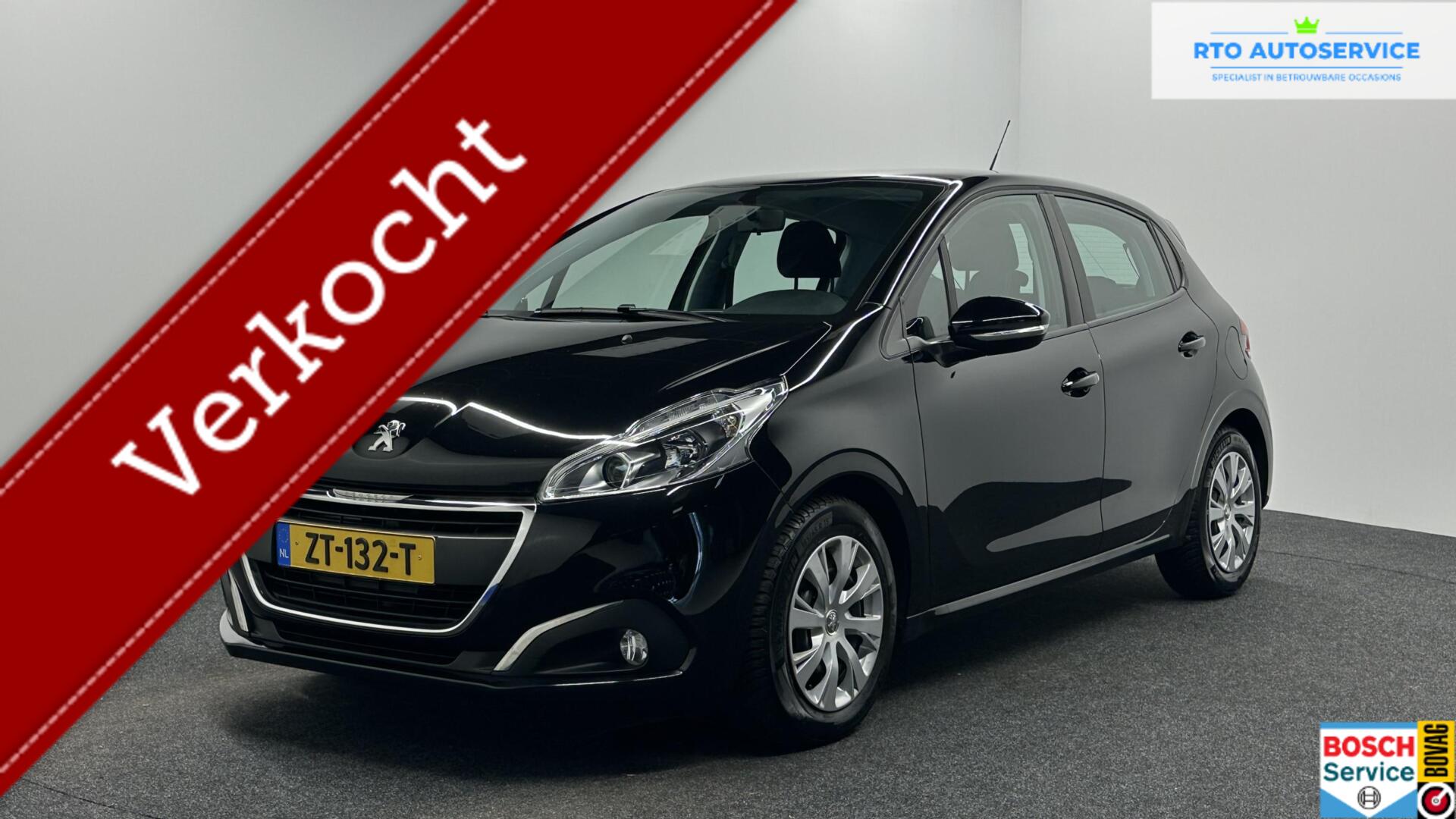 Peugeot 208 1.2 PureTech Blue Lease Active NAVIGATIE. 2019 - voorkant
