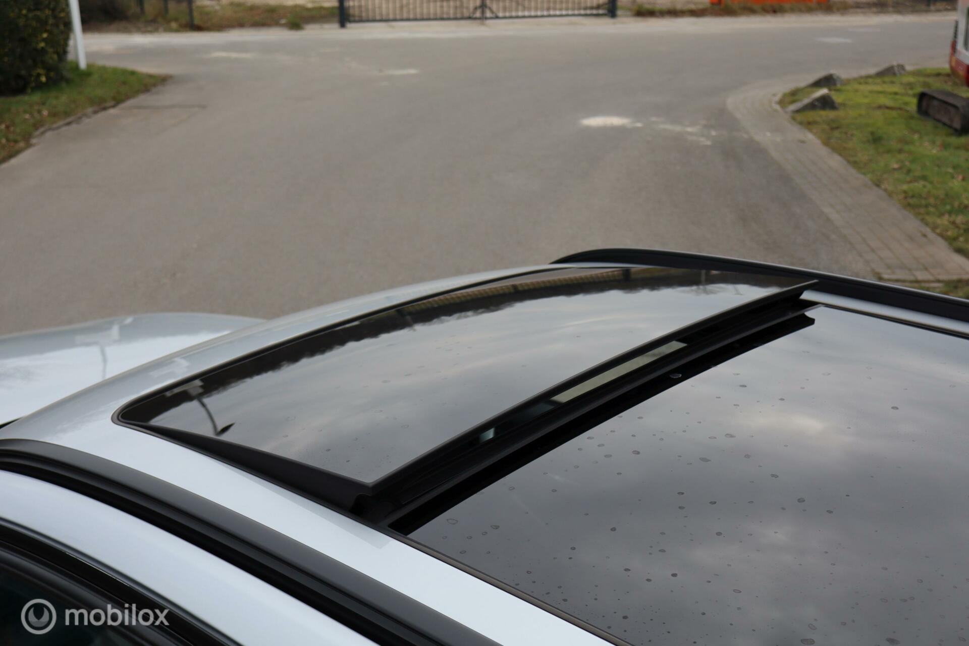 Foto van Alpina B3