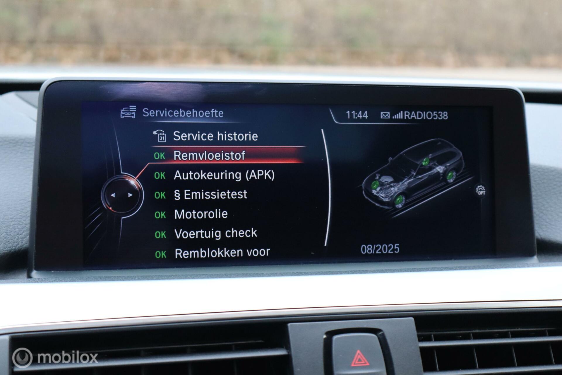 Foto van Alpina B3