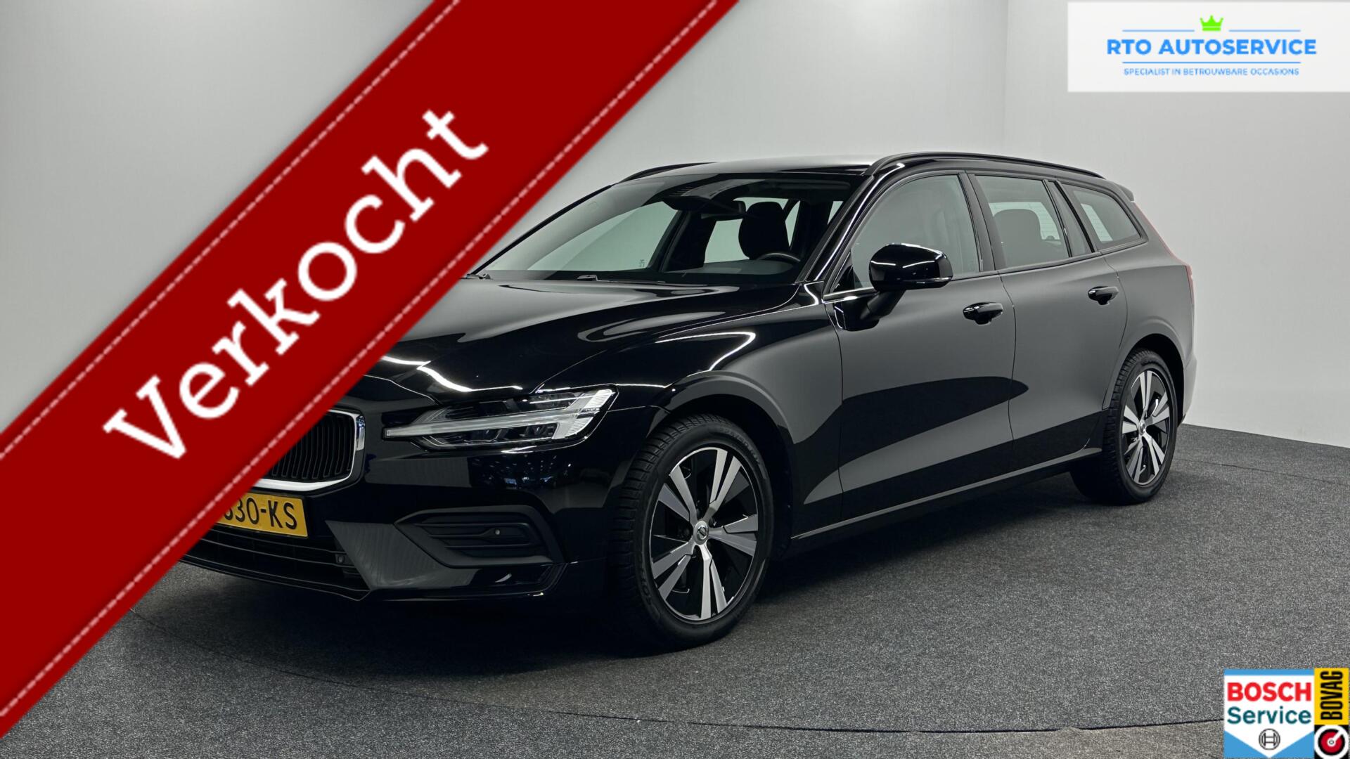 Volvo V60 2.0 B3 Momentum Advantage CAMERA NAVI ECC CARPLAY LM. 2021 - voorkant