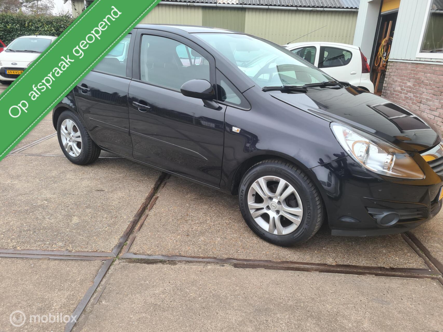 Opel Corsa 1.4-16V Enjoy  bj 2007 2007 - voorkant