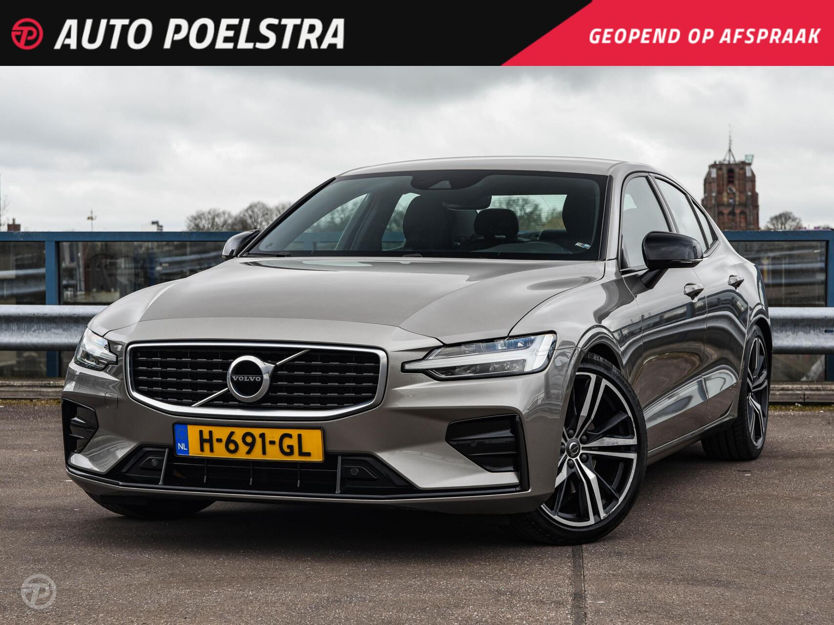 Volvo S60 2.0 T4 R-Design 191 PK Automaat ACC Memory LED Keyless Navigatie Apple CarPlay Android Auto 19" incl. BTW 2020 - voorkant