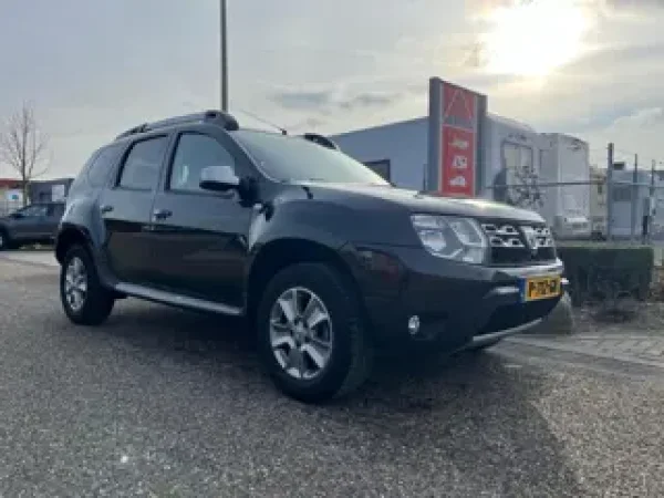 Dacia Duster 1.2 TCe 4x2 Blackshadow 2017 - voorkant